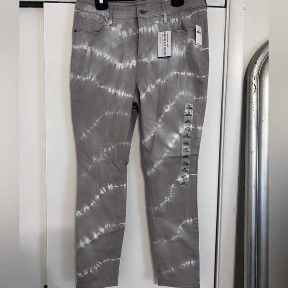 Old navy tie dye jeans - Picture 3 of 3